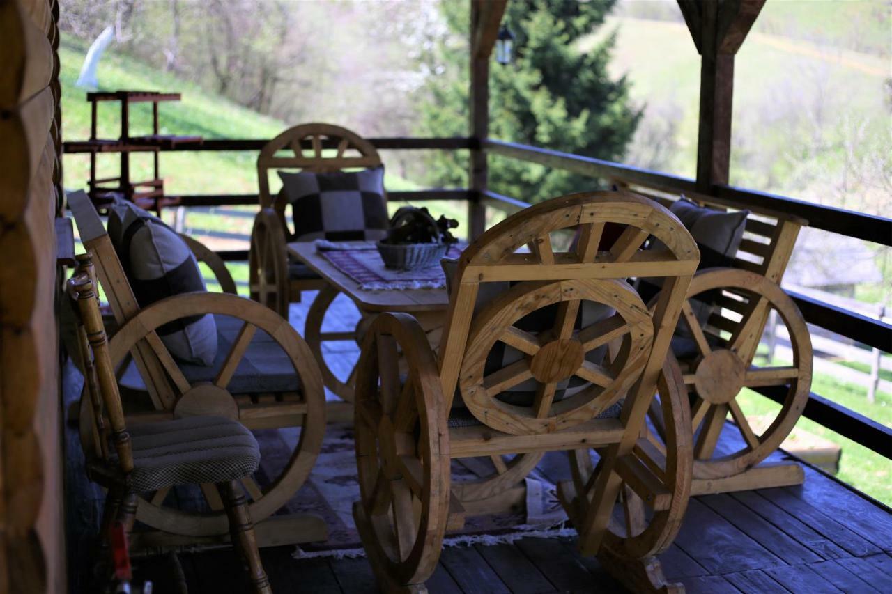 Forest Lodge On The Pyramid Visoko Exterior photo